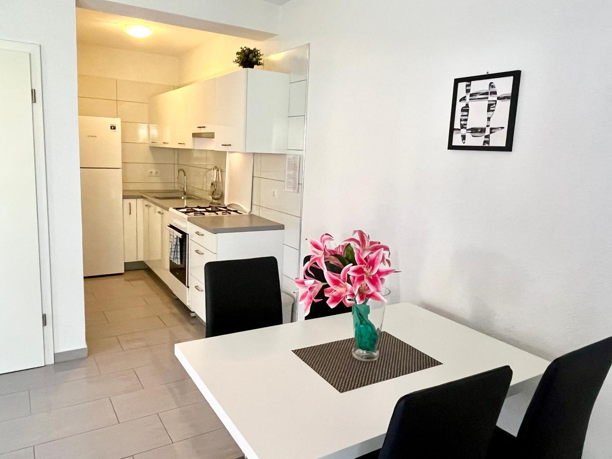 Apartment Paradise - Robinson Getaway Gdinj
